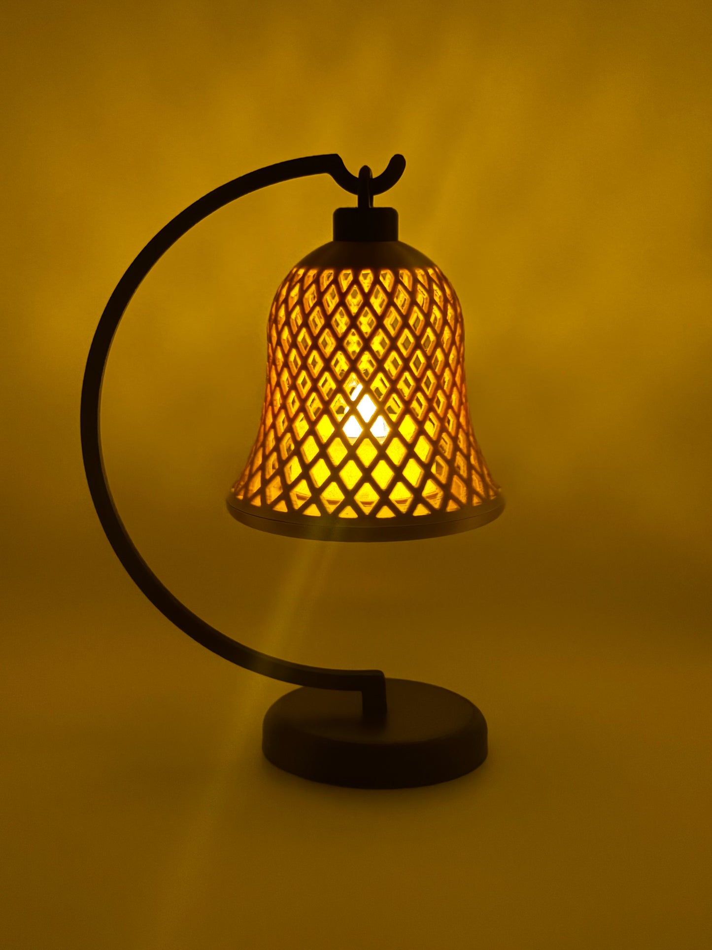 Gold Christmas Bell Lamp – Hanging Lattice Lantern with Warm Glow, Battery Candle Holder, Festive Table or Mantel Decoration